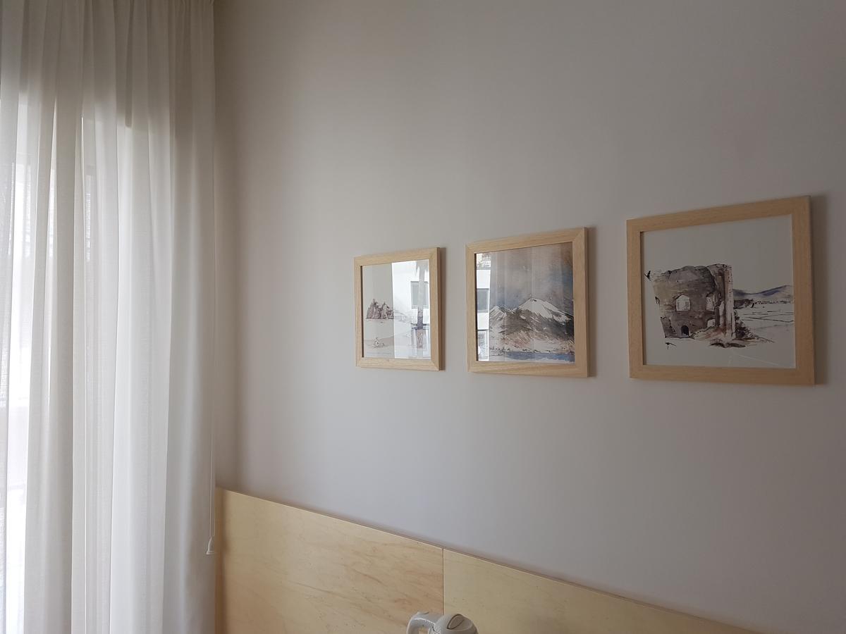 Le Stanze Di Piazza Dei Martiri Bed and Breakfast Napels Buitenkant foto