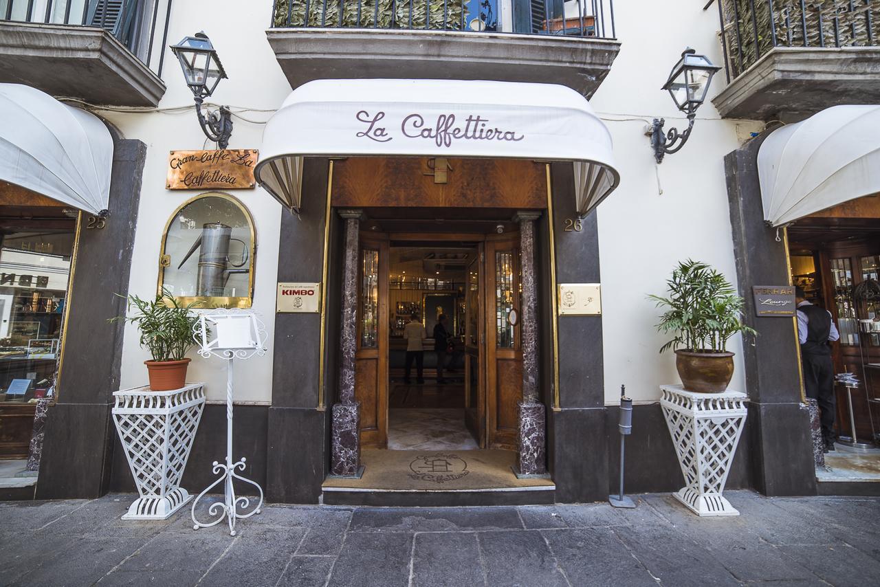 Le Stanze Di Piazza Dei Martiri Bed and Breakfast Napels Buitenkant foto